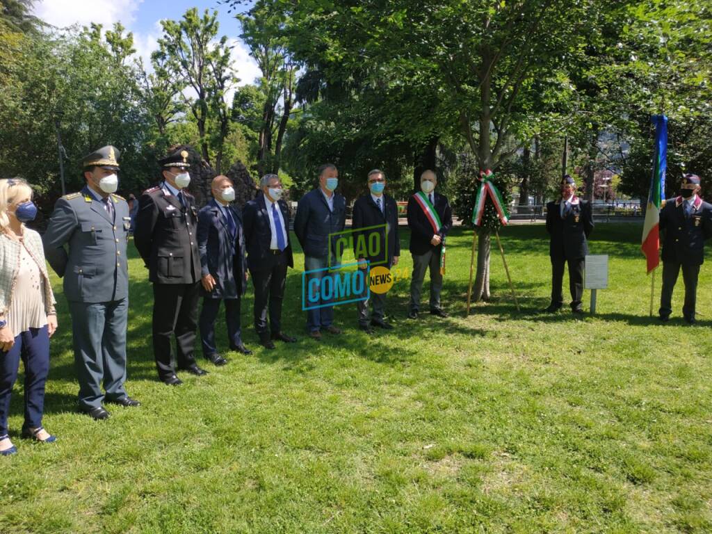 Como ricorda l'orrore della strage di Capaci ai giardini a lago