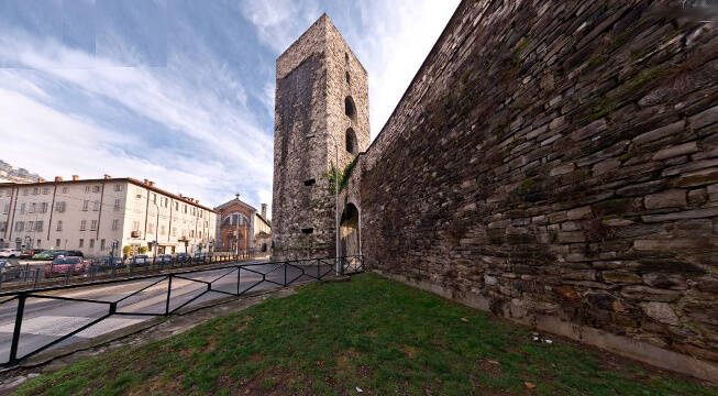 mura di como conferenza