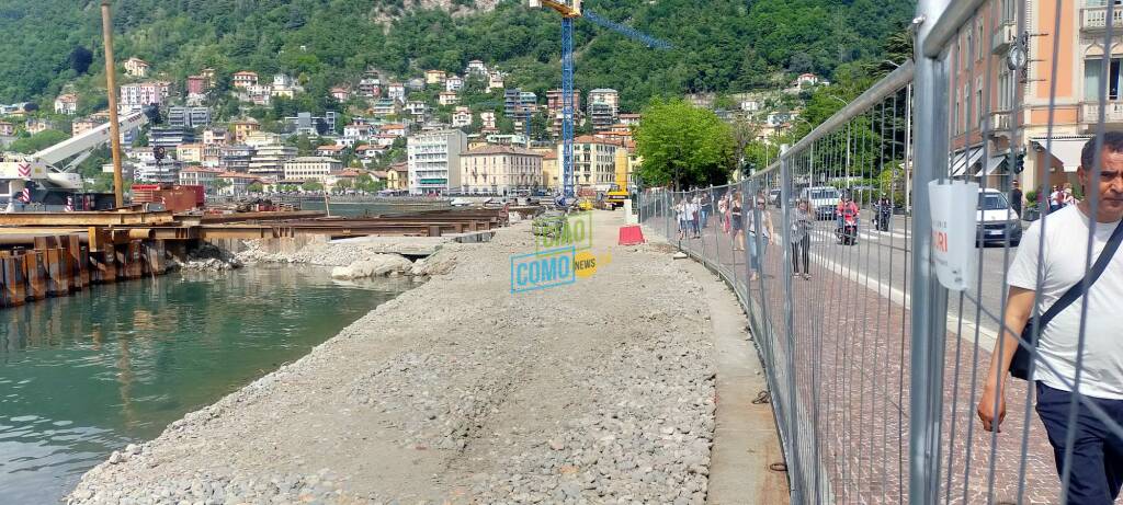 cantiere paratie como spostato anche secondo gabbiotto davanti piazza cavour