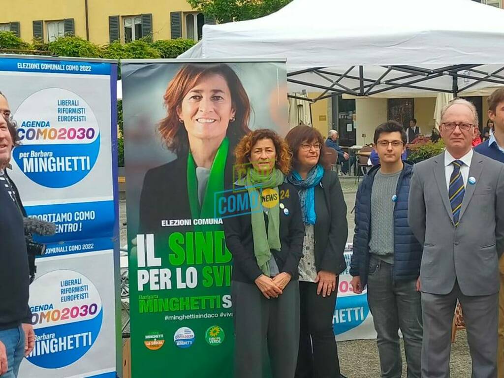 presentazione lista agenda como 2030 oggi piazza volta como con canduidati e minghetti