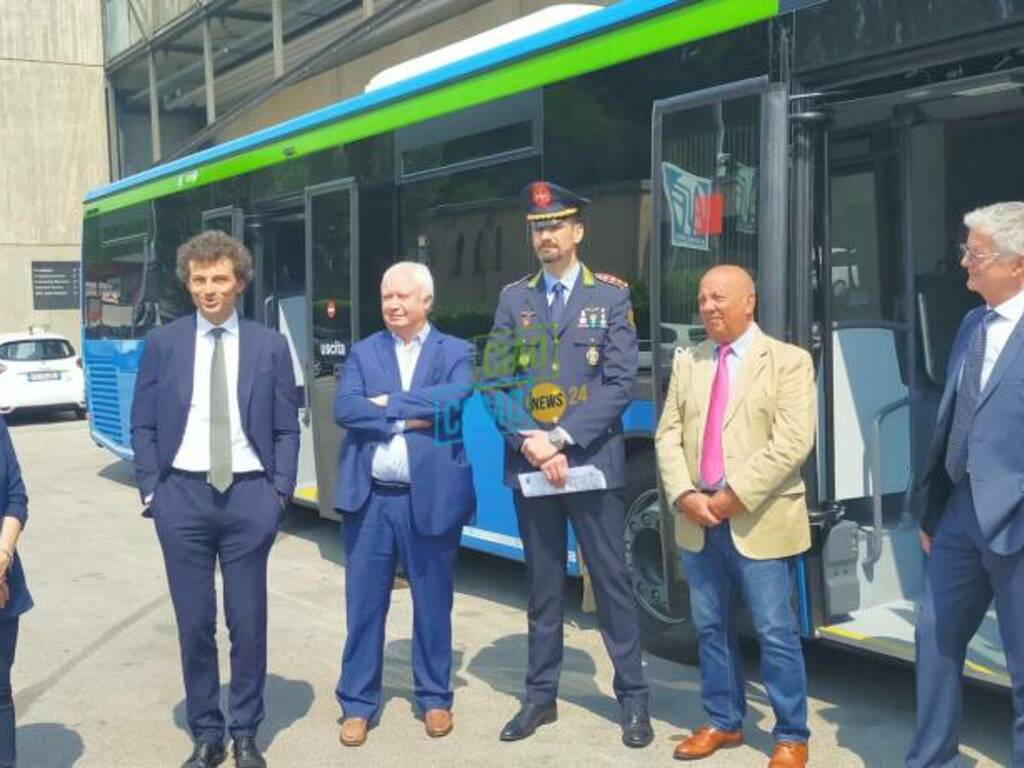 presentato corsi per la sicurezza degli autisti di asf sede tavernola martinelli bus e posto guida