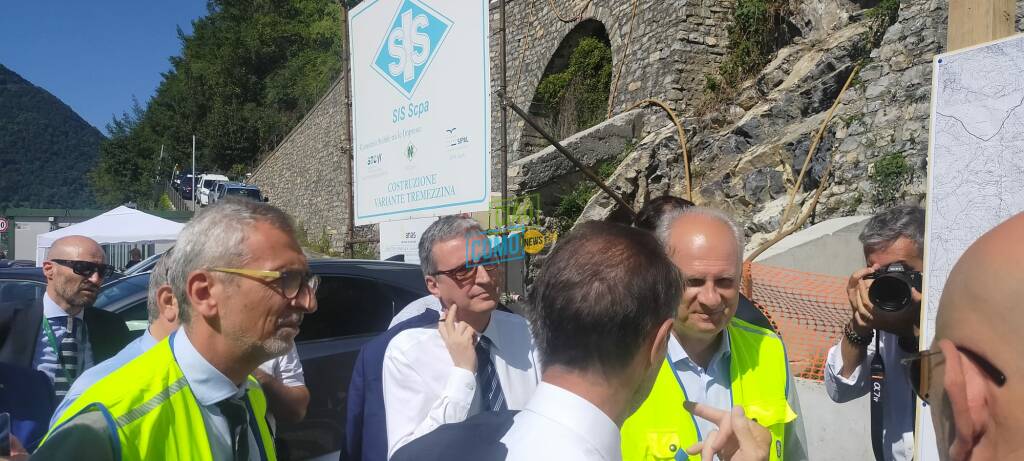 La visita della Regione al cantiere della variante della Tremezzina:  Fermi con Fontana