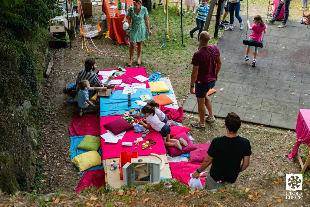 Isola che c'è laboratori e animazione per famiglie, bambini e bambine