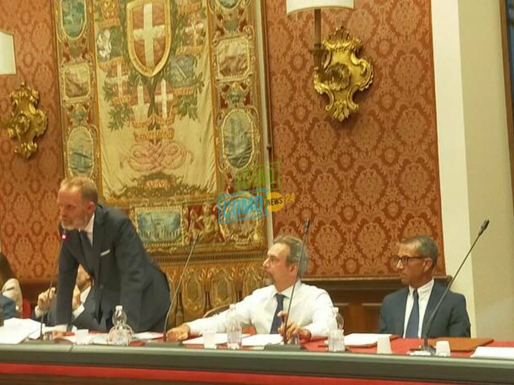 sindaco como rapinese in aula per presentare piano di programmazione comune e ragazzi dello skatepark