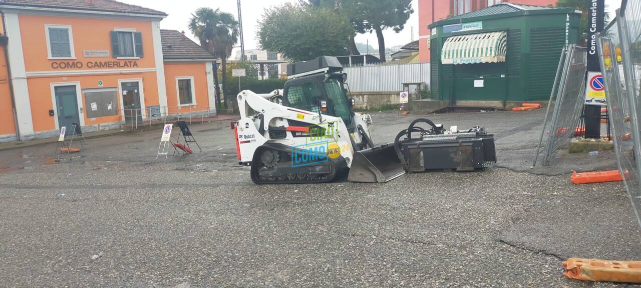 lavori parcheggio nord di camerlata cartelli e transenne