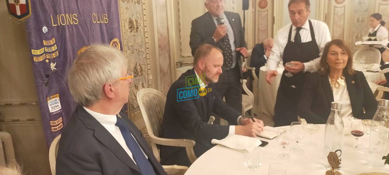 serata lions al sociale sindaco rapinese e invitati per la como del futuro