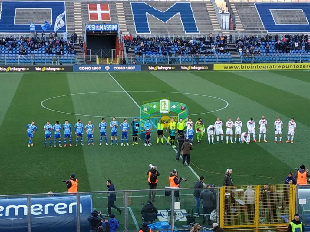 como reggina sinigaglia azioni squadre in campo tifosi curva altre azioni