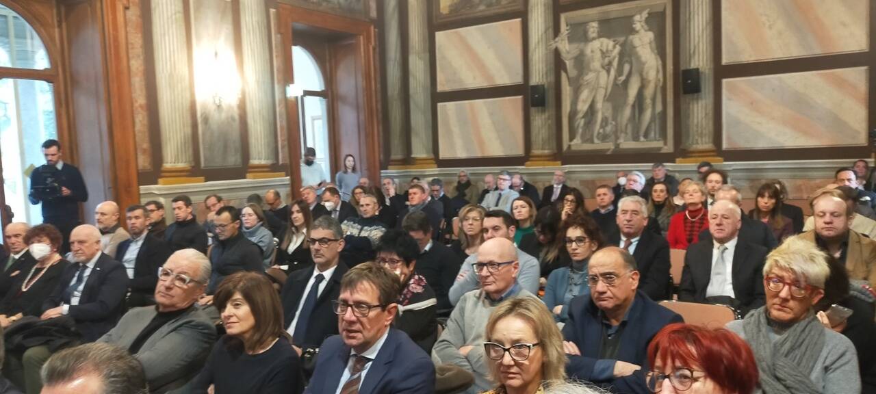 convegno confcommercio como con presidente sangalli su desertificazione commerciale