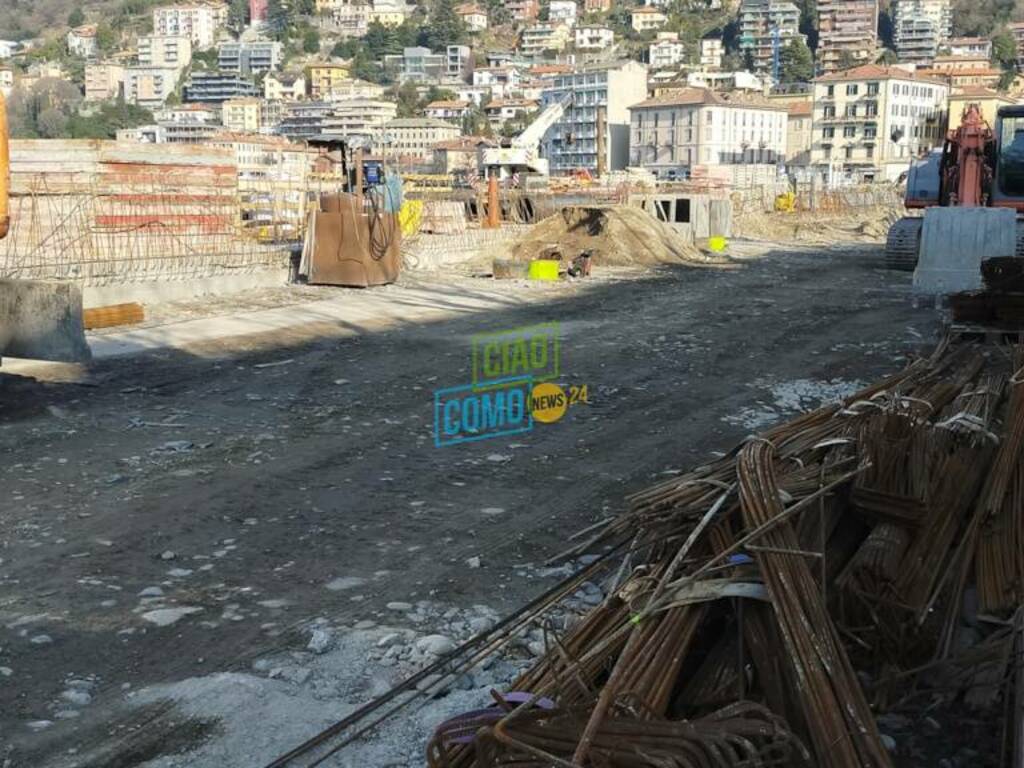 nuovo lungolago di como tratto tra darsena e piazza cavour