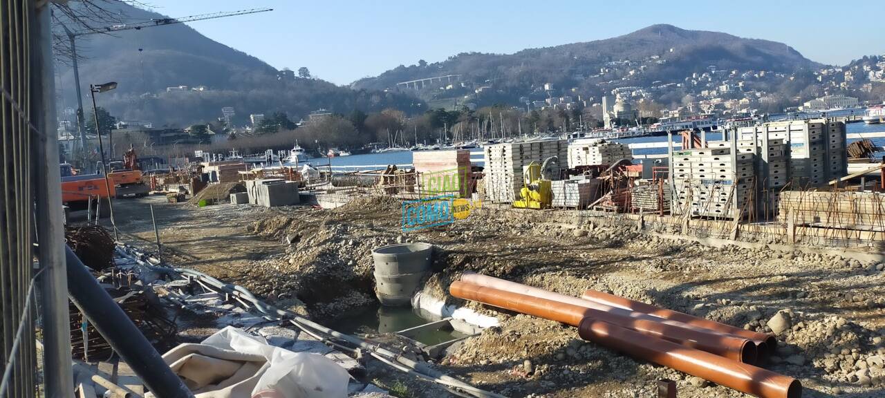 nuovo lungolago di como tratto tra darsena e piazza cavour