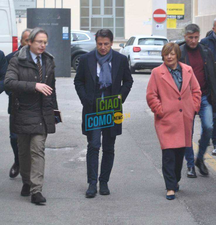 giuseppe conte visita sede sna como per incontrare candidati regionali