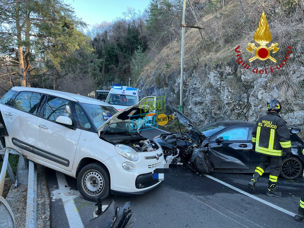 incidente bellagio sulla lariana scontro frontale tra auto una sul guard-rail