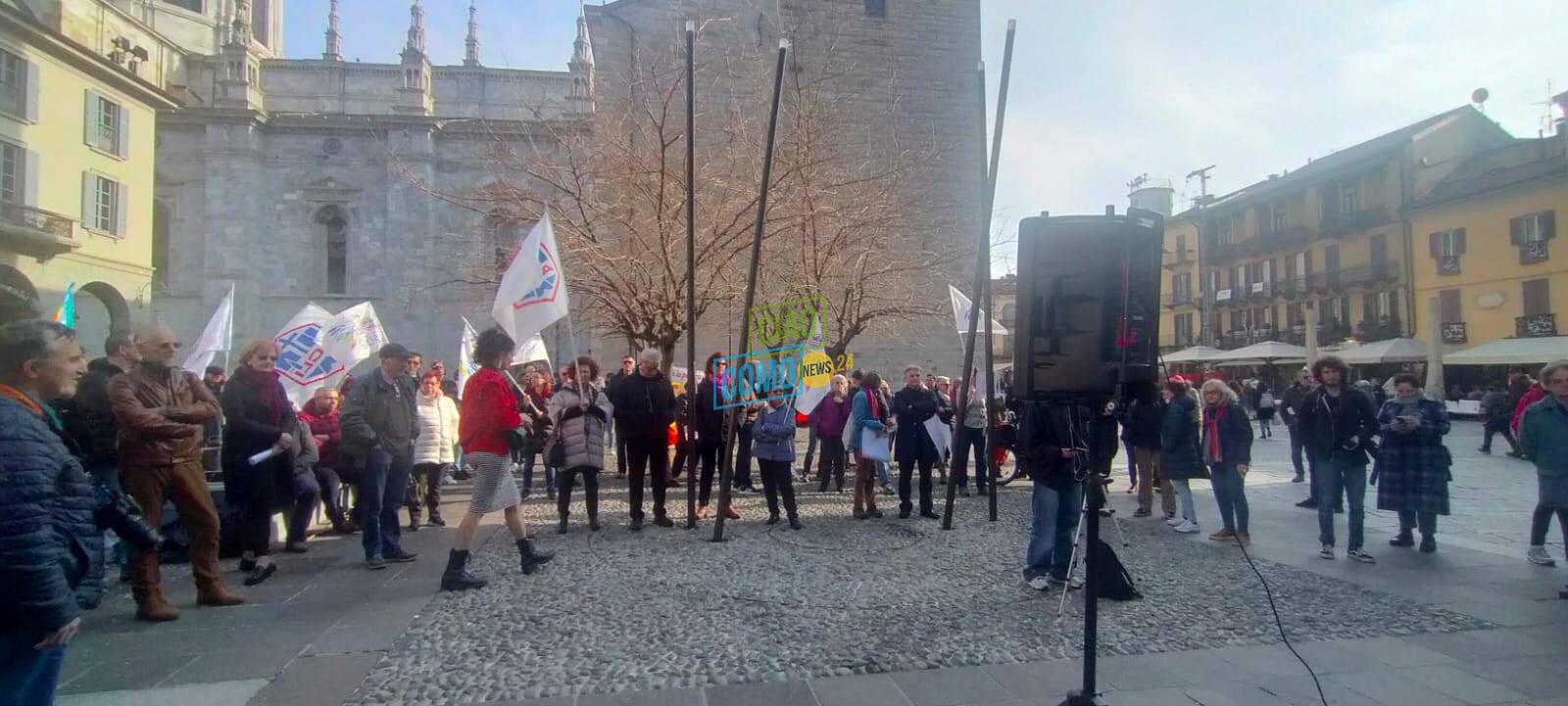 manifestazione contro la guerra in ucraina, coordinamento comasco pace in piazza grimoldi