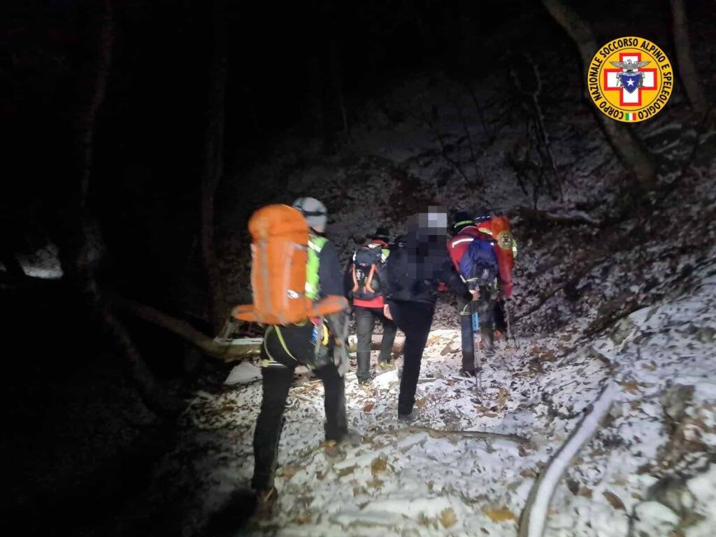 soccorso alpino ricerche escursionista disperso alpe del vicerè albavilla