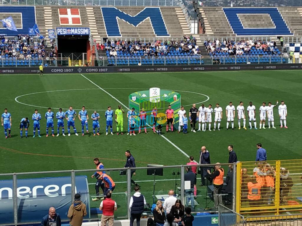 como ascoli squadre in campo tifosi tribuna curva