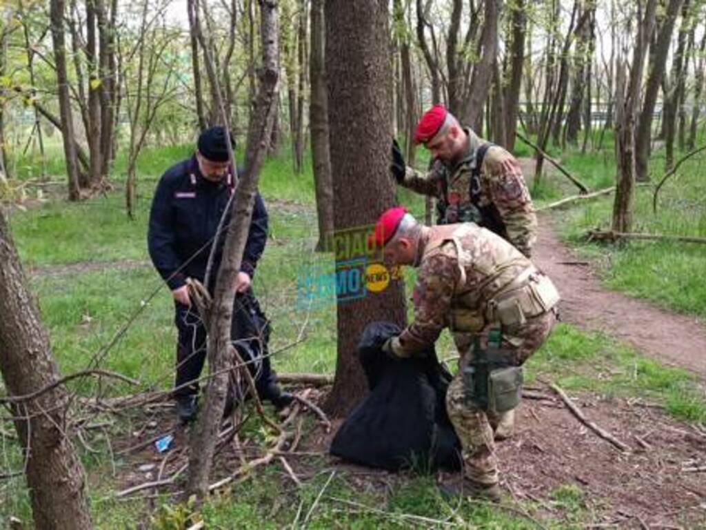 controlli carabinieri e squadrone cacciatori boschi dello spaccio tra mozzate ed appiano 