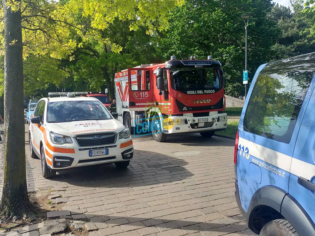 cadavere nel lago di como trovato questa mattina zona porto marina rilievi forze ordine