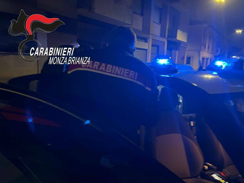 carabinieri di briosco fermano durante controllo auto con giovani inverigo droga