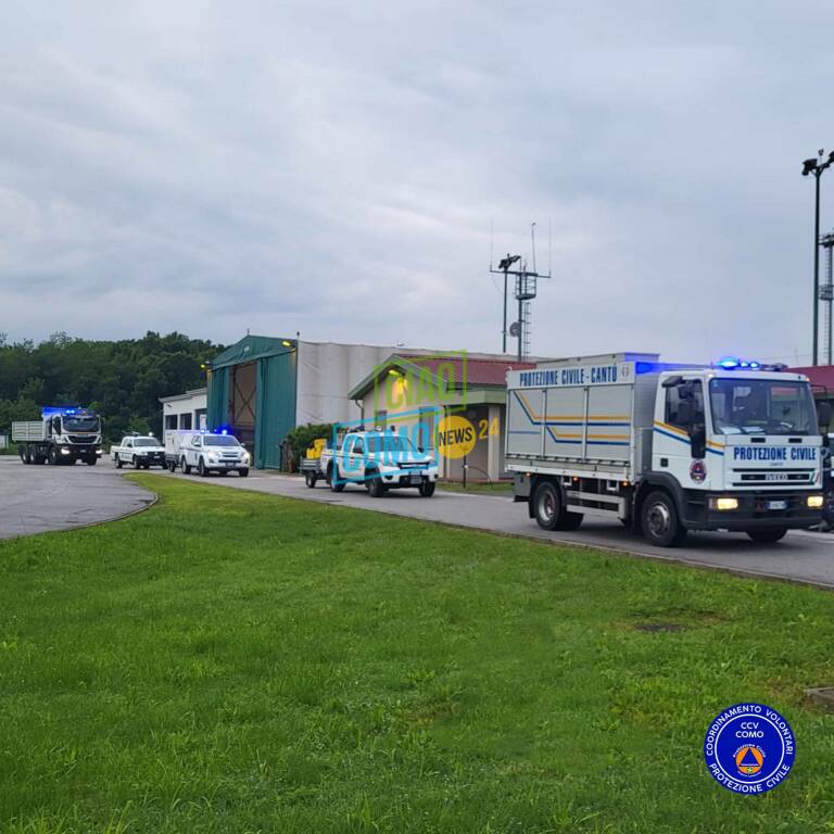 colonna mobile protezione civile partita da erba per raggiungere popolazione alluvionata emilia