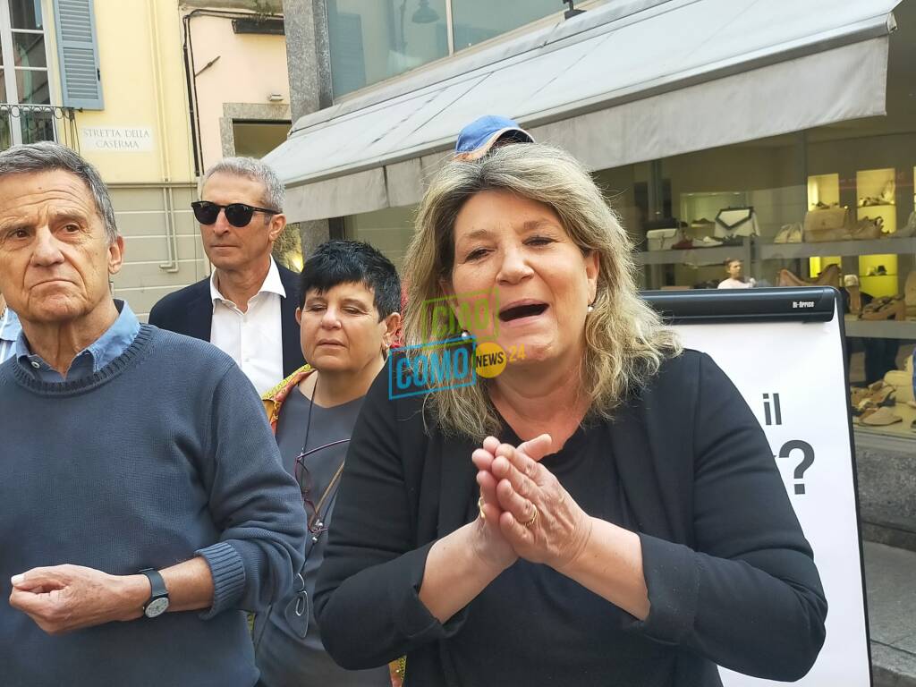 gazebo svolta civica como piazza boldoni per sondaggio sul luna park