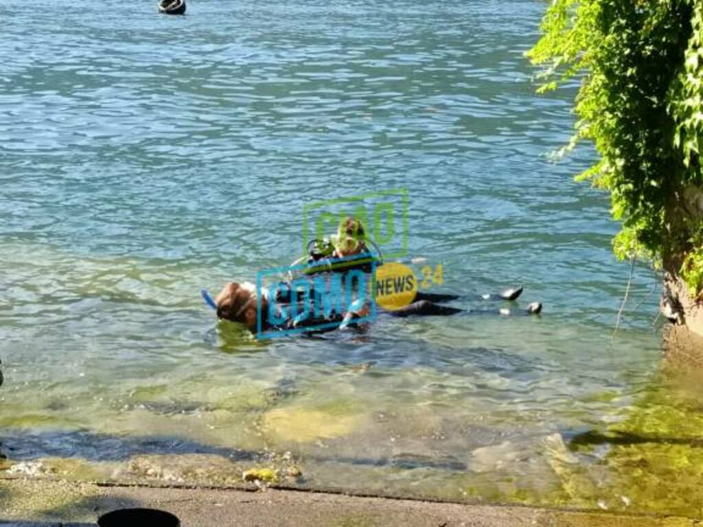 immersione invincible diving con ragazzo paraplegico lago a carate urio per ottenere brevetto sub