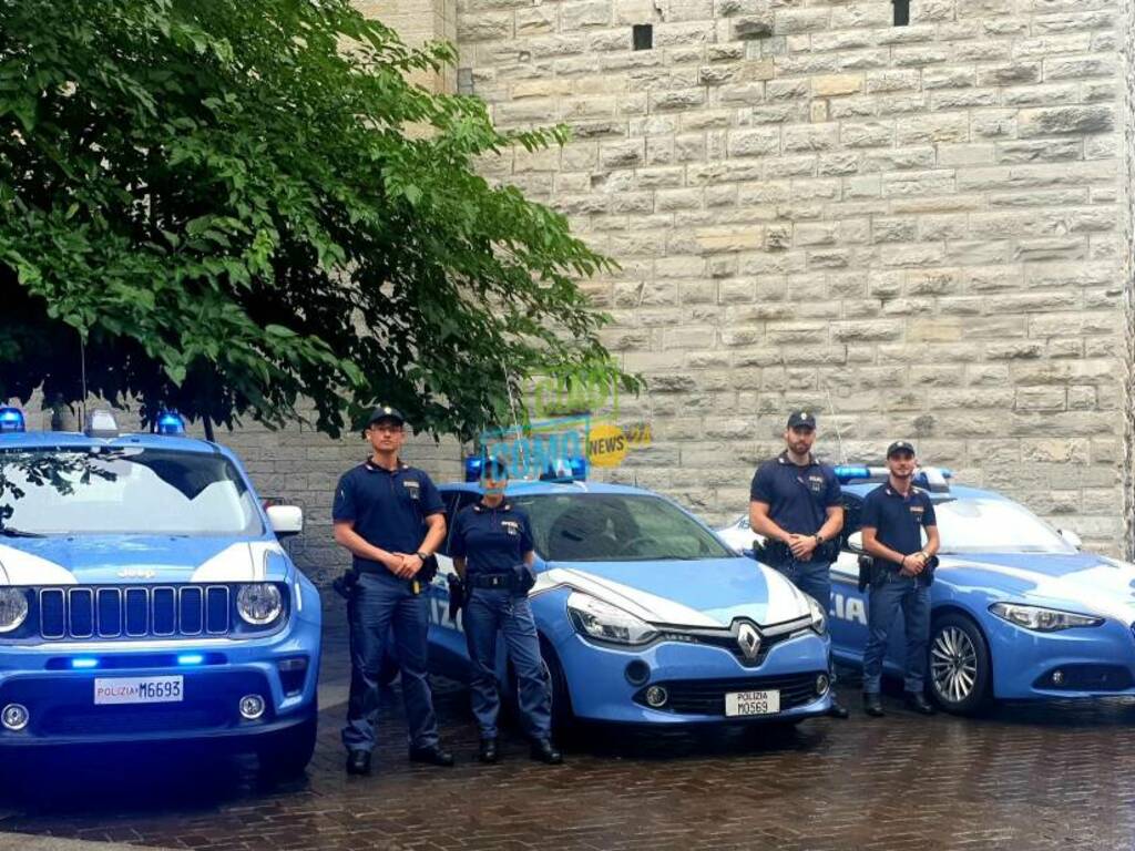 auto polizia controlli in centro como equipaggi questura