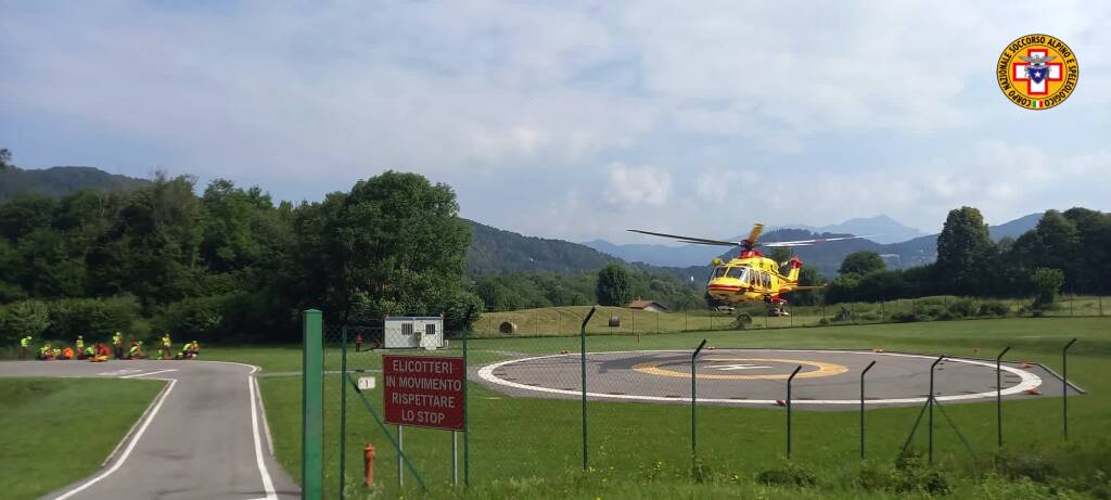 esercitazioni congiunte 118 e soccorso alpino alta valle intelvi