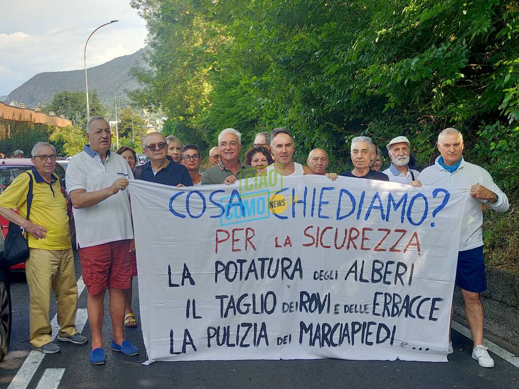 sagnino, la protesta dei residenti per il verde pubblico manifestazione via deledda