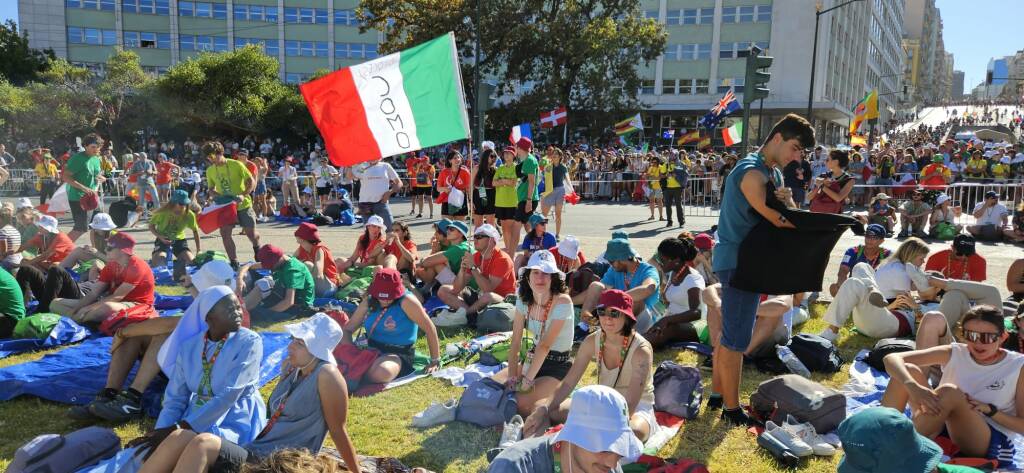 giornate mondiale della gioventù a lisbona incontro giovani di como con Papa