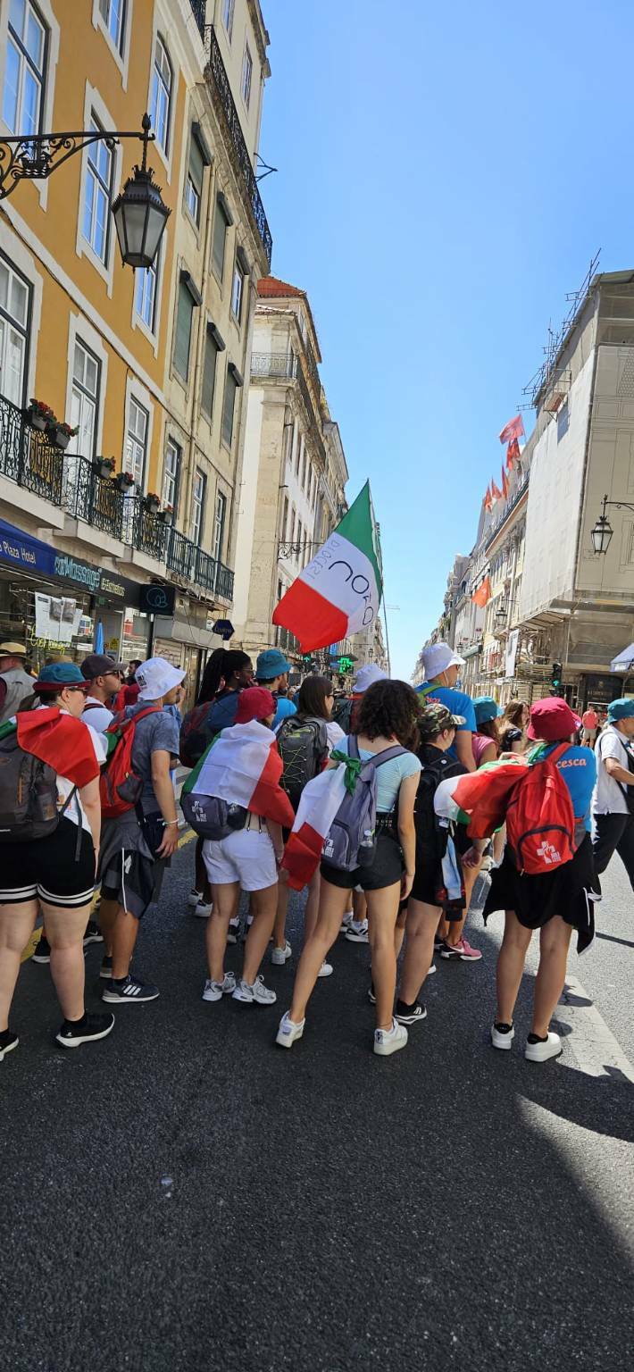 giornate mondiale della gioventù a lisbona incontro giovani di como con Papa