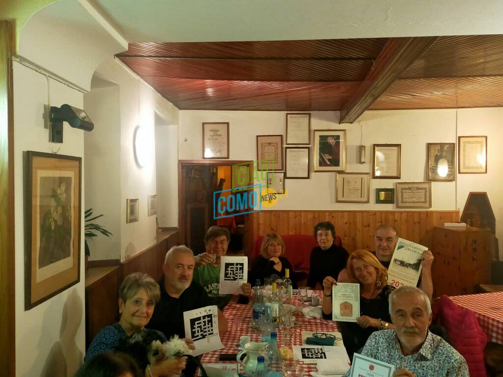 cruciverba in dialetto sciura ornella al ristorante lemna foto fi gruppo partecipanti ed ornella