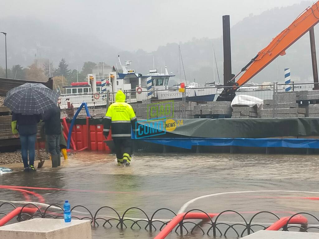 altre immagini lungolago chiuso per acqua alta como esondazione lago, allagamenti