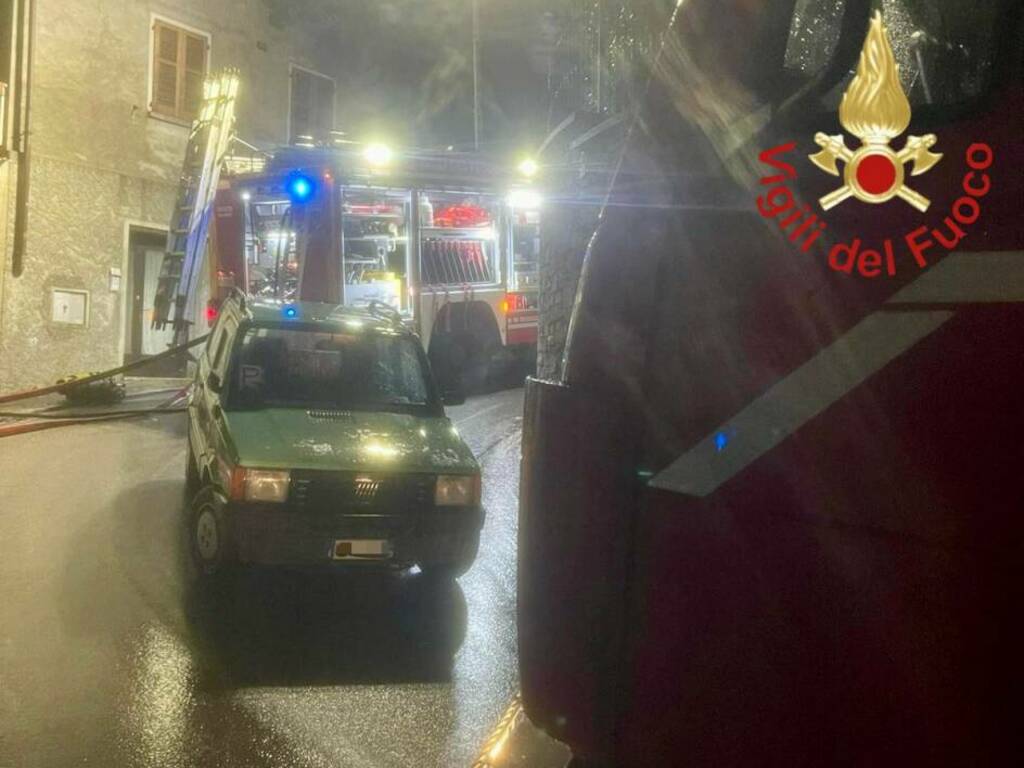 incendio a gravedona notte appartamento