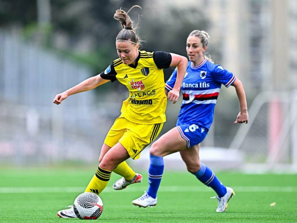 como women sul campo di genova con la Sampdoria serie a calcio donne