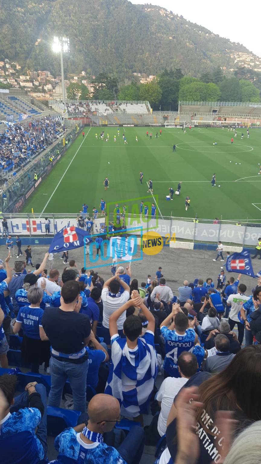 La festa dei tifosi azzurri: esplode la gioia in città ed allo stadio per la promozione in A