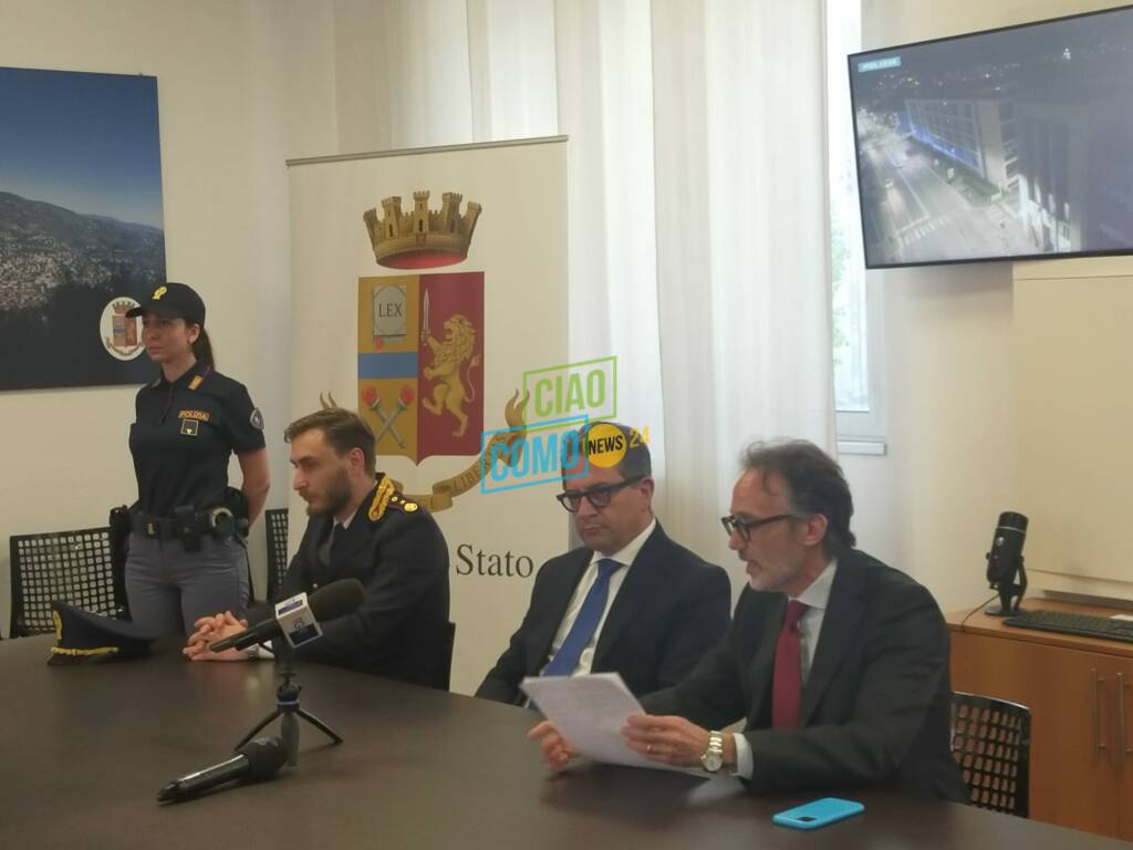 la polizia presenta operazione contro spaccio e criminalità hocus pocus questura como