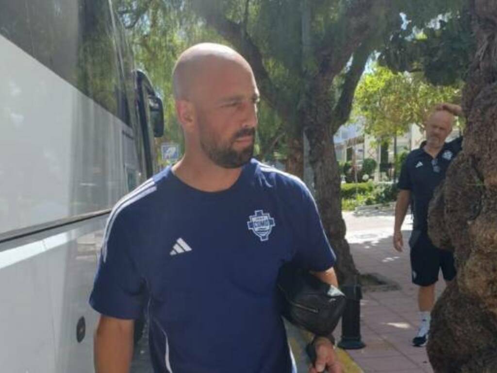 Pepe reina al como ritiro spagnolo di marbella immagine dal sito di gianluca di marzio