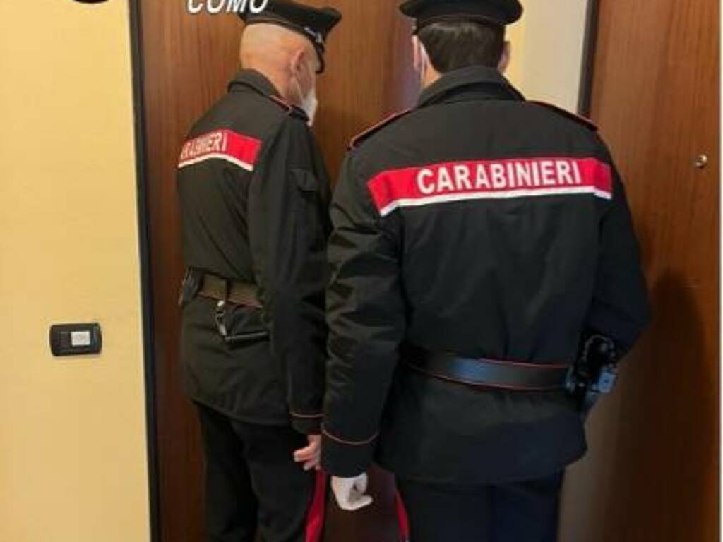 carabinieri oltraggio pubblico ufficiale stato di ebrezza