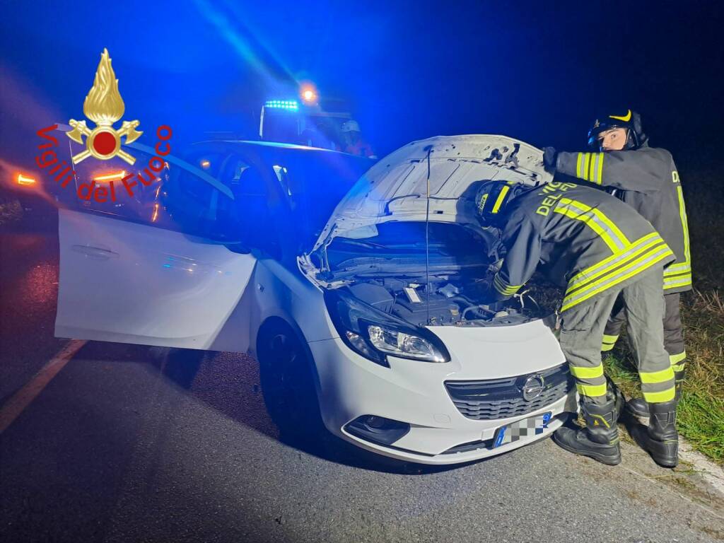 incidente lomazzo bizzarone oltrona scontro tra auto questa mattina presto soccorsi