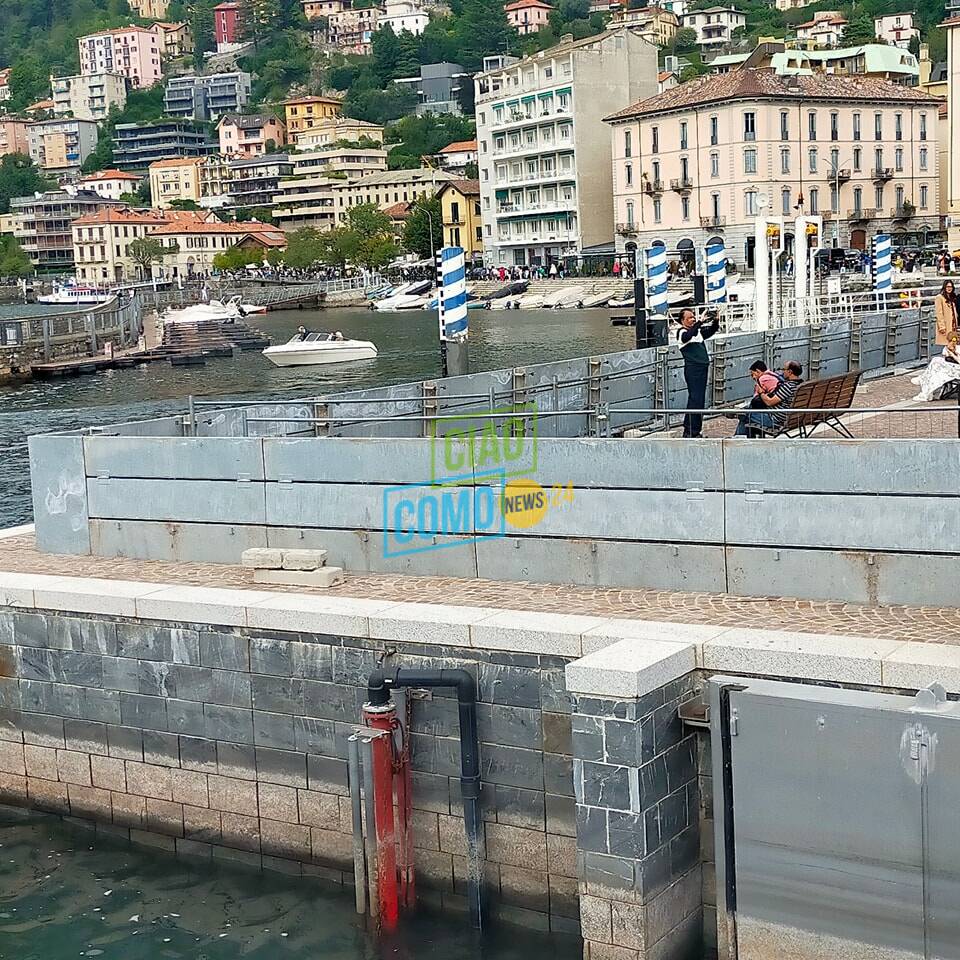 paratie di como tutte montate per manutenzione zona sant'agostino e piazza cavour a como