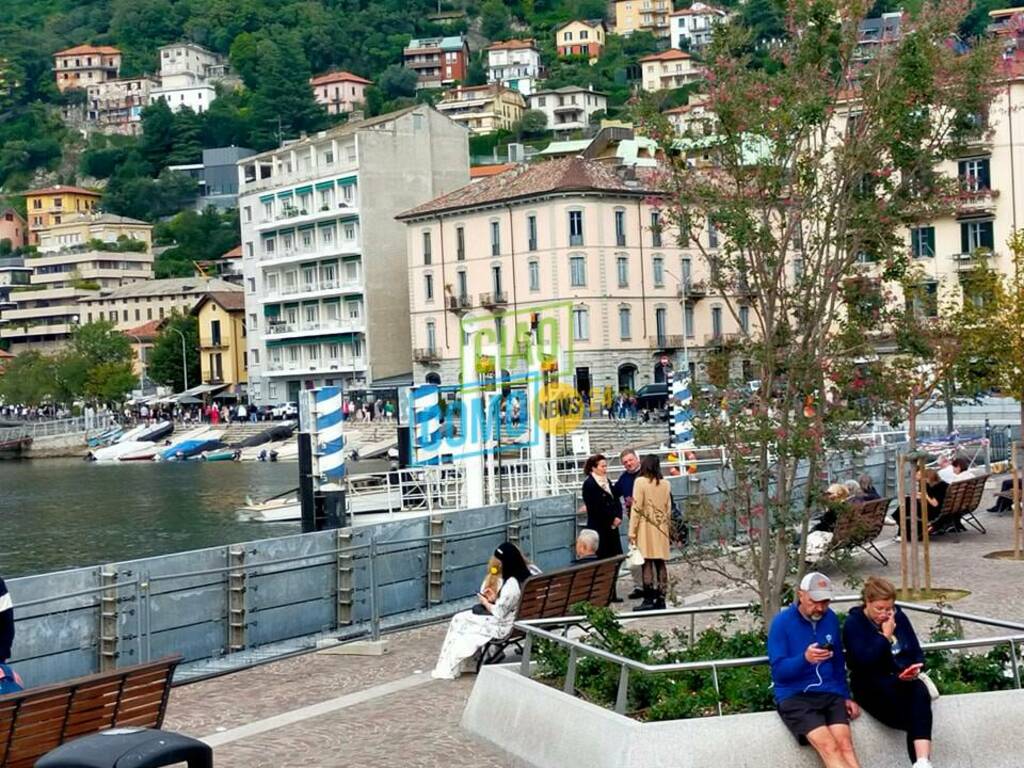 paratie di como tutte montate per manutenzione zona sant'agostino e piazza cavour a como